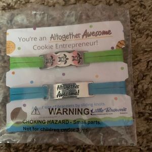 NIP Girl Scout/ brownie cookie award bracelet set